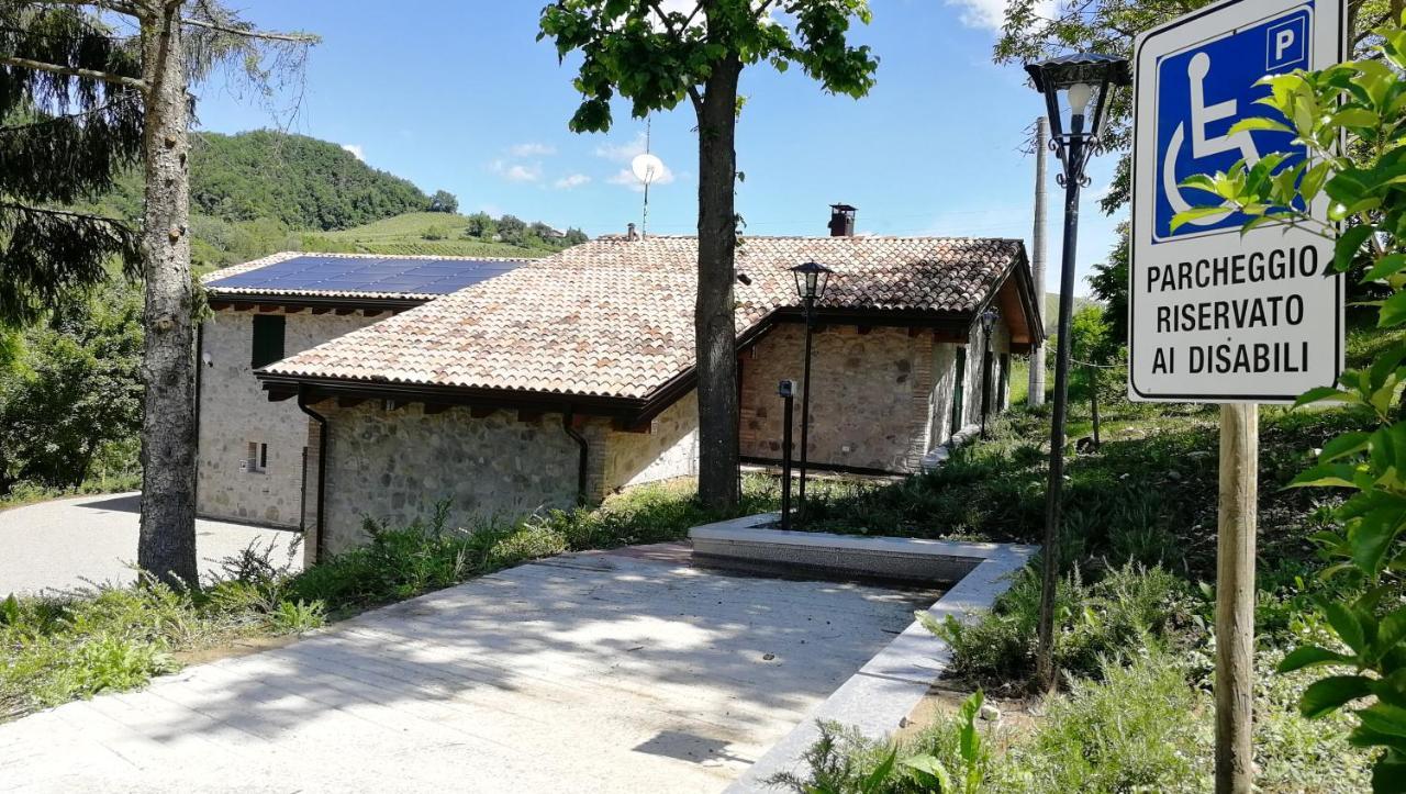 Parco Di Montebello Quattro Castella Екстериор снимка